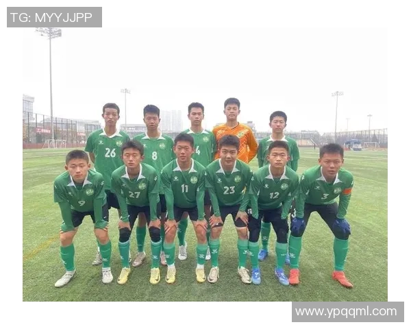 龙湾队足球：奋勇拼搏展现团队精神与青春活力的精彩赛事之旅